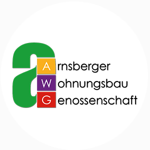 Logo der Arnsberger Wohnungsbaugenossenschaft mit bunten Buchstaben und einer stilisierten Zahl.